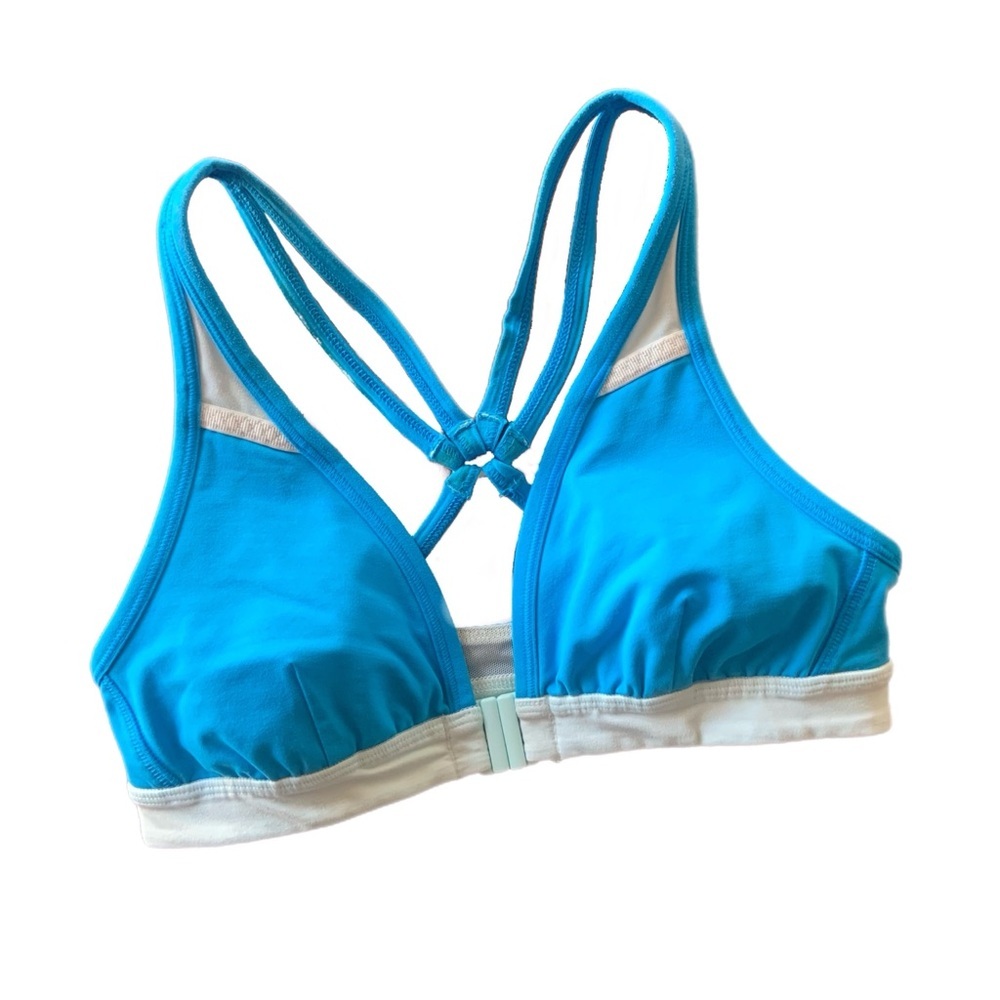 Lululemon Heat It Up Bra
Beach Blanket Blue / Aquamarine